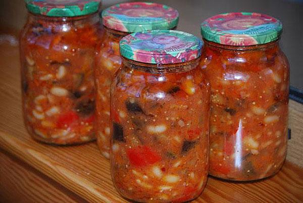 มะเขือยาวกับถั่วในขวด