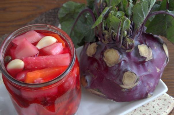 กะหล่ำปลีกับบีทรูทในขวด