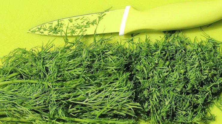 ผักชีลาวและมีด