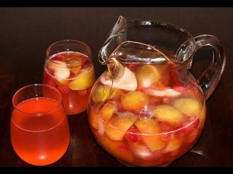 คอมโพทแอปเปิ้ลและเชอร์รี่