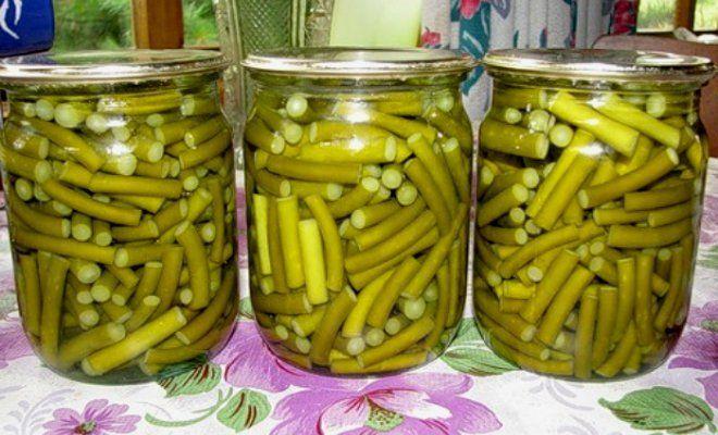 กระเทียมดอง