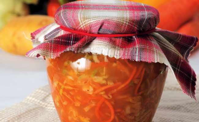 บวบกับซอสมะเขือเทศพริก