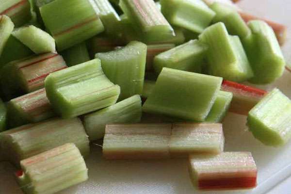 รูบาร์บแช่แข็ง