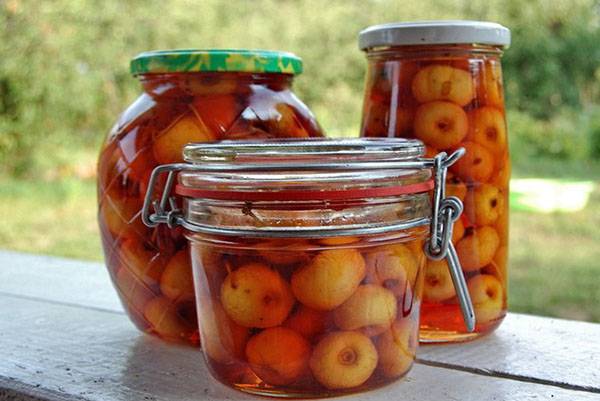 แยมเชอร์รี่พลัมในขวด