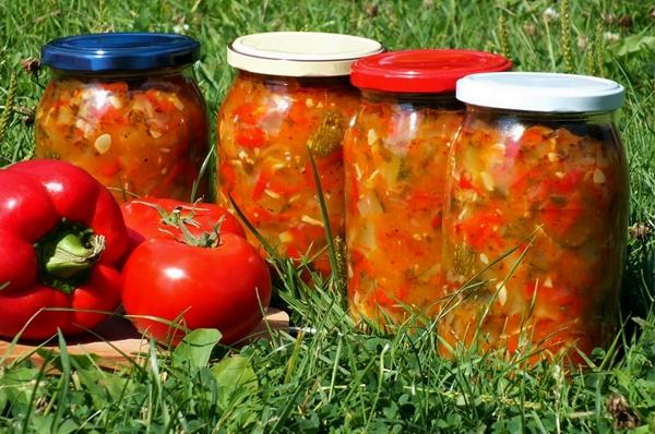 เลโชกับผักต่างๆ ในขวด