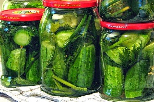 แตงกวาในขวด