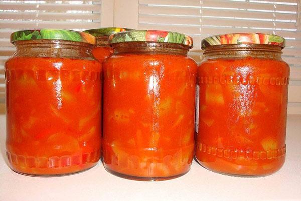 ซูกินี่เลโชในขวดบนโต๊ะ