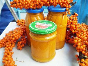 สูตรง่ายๆ สำหรับทำน้ำซีบัคธอร์นที่บ้านโดยใช้เครื่องคั้นน้ำผลไม้สำหรับฤดูหนาว