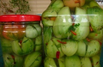 มะเขือเทศสไตล์จอร์เจียนในขวด