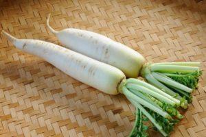 ประโยชน์และโทษของหัวไชเท้าต่อร่างกายมนุษย์ สรรพคุณทางยาและข้อห้าม