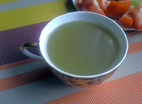 ยาต้มฝักถั่วในถ้วย