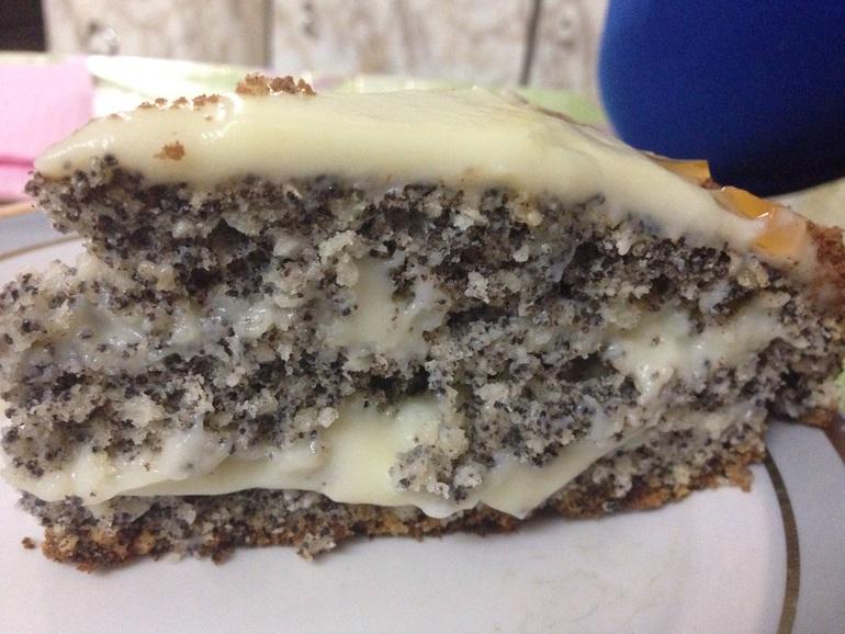 เค้กเมล็ดฝิ่นและมะพร้าว