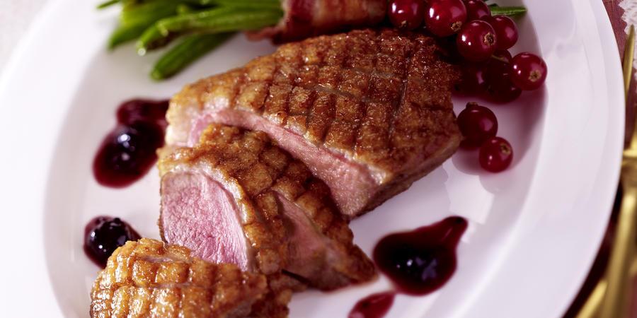 Volaille à la sauce aux airelles