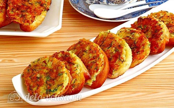 กับมันฝรั่งและครีมเปรี้ยว