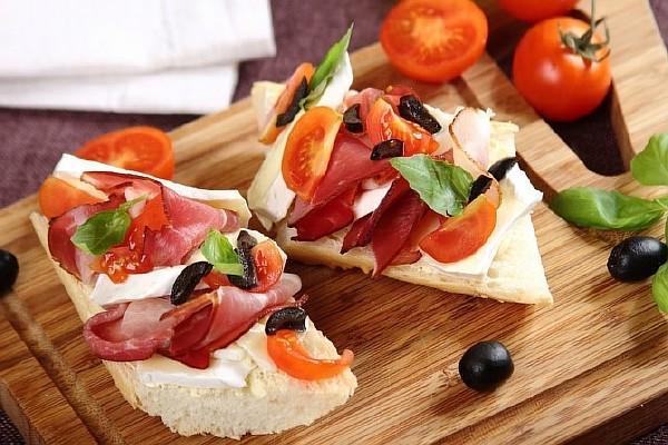 กับชีสบรีและแฮม