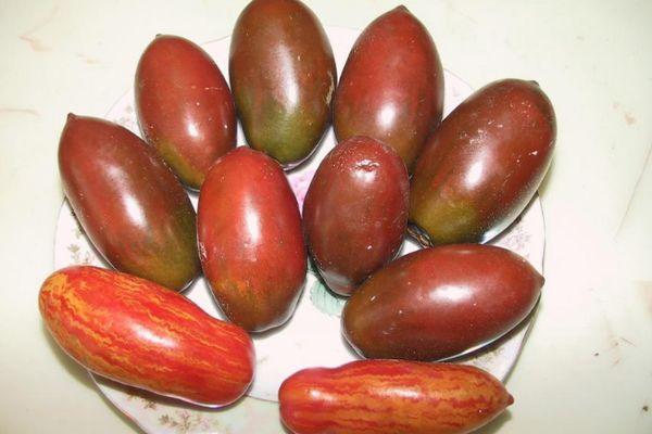 น้ำแข็งย้อยสีดำ