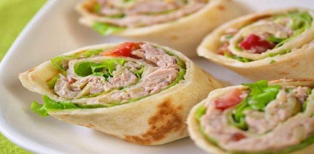 ทูน่าโรล