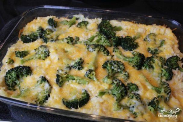 Filet de poulet cuit au four avec brocoli