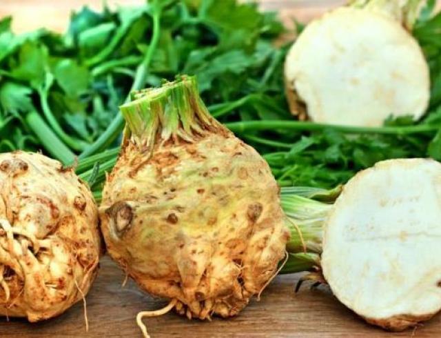 ขึ้นฉ่ายสุก