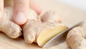 สรรพคุณและสรรพคุณทางยาของขิงสำหรับผู้ชาย อันตรายที่อาจเกิดขึ้น และข้อห้ามใช้