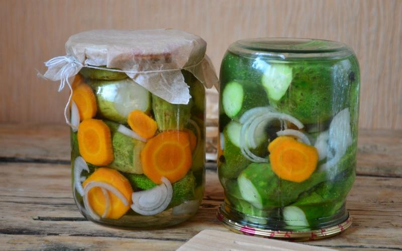 แตงกวากับแครอท