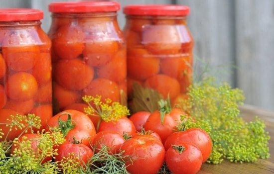 มะเขือเทศกับกระเทียม