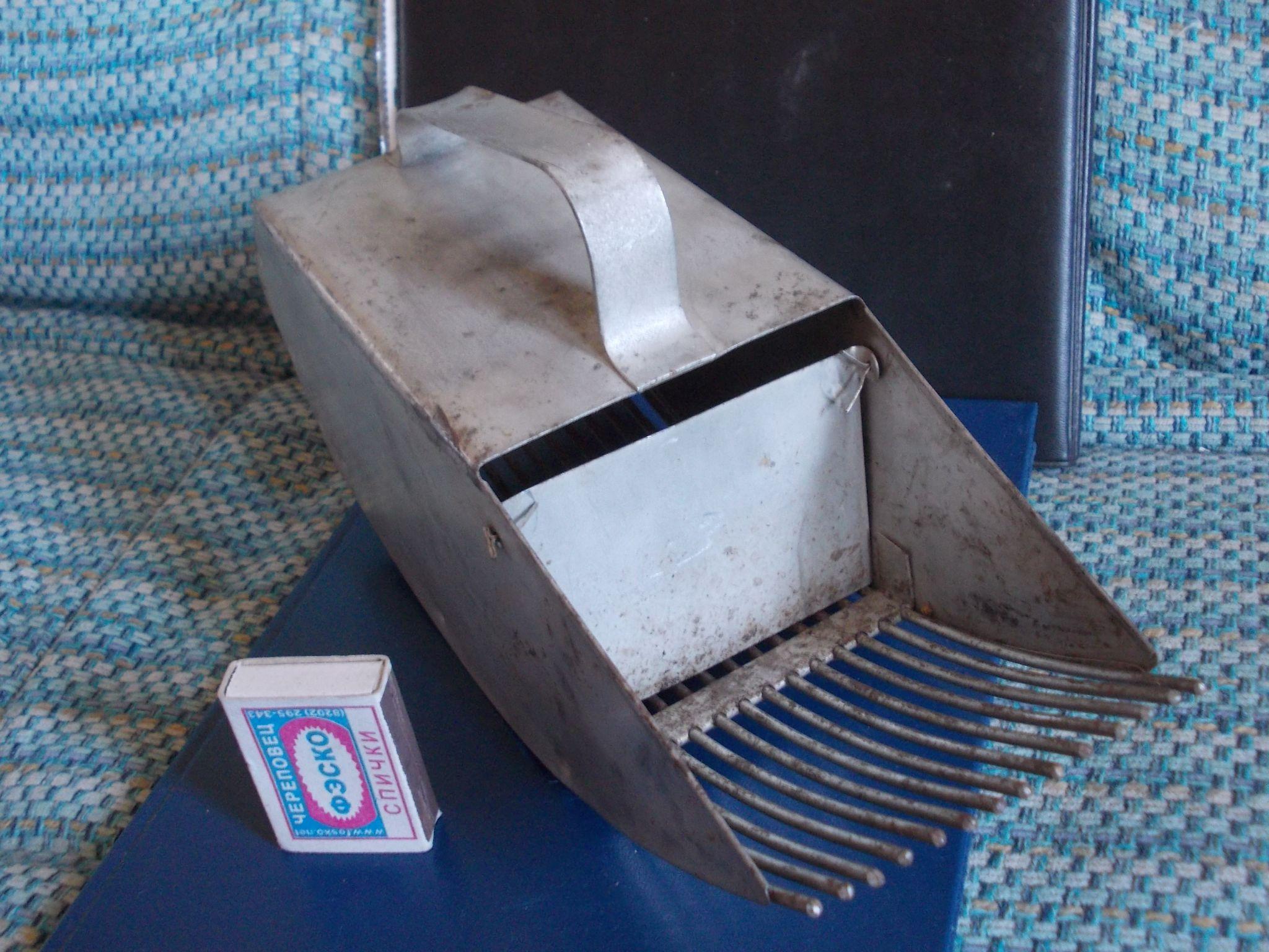 เครื่องเก็บเกี่ยวลิงกอนเบอร์รี่