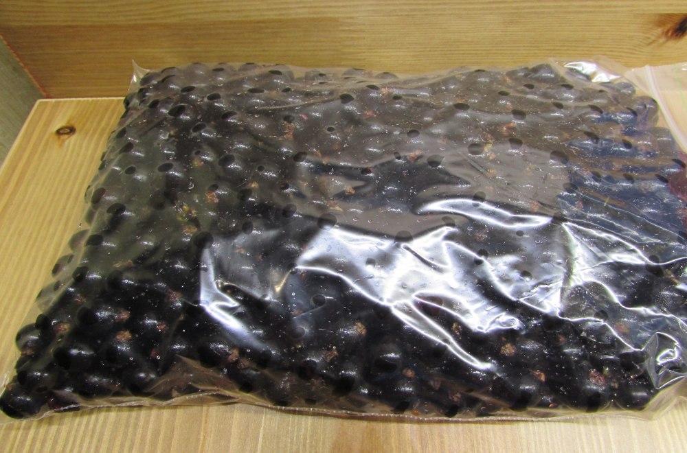 ลูกเกดแช่แข็ง