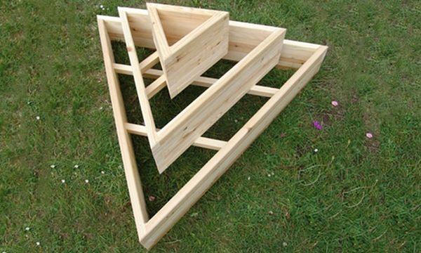 เตียงพีระมิด