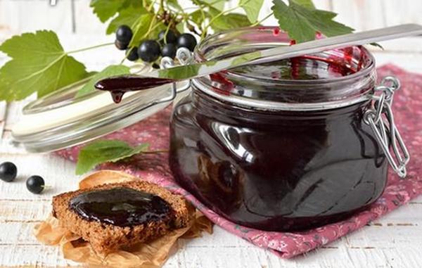 แยมลูกเกด