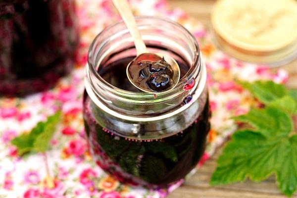 แยมลูกเกด