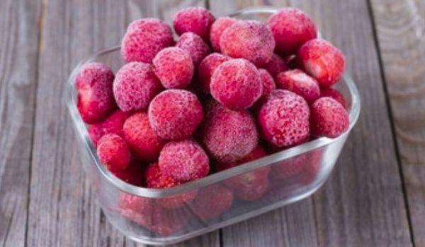 สตรอเบอร์รี่ในชาม