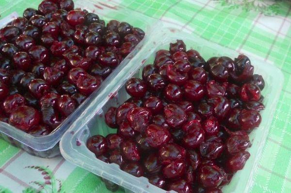 การเก็บเชอร์รี่