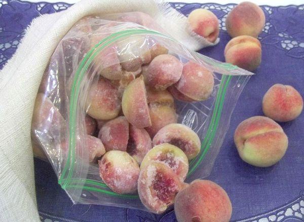 ผลไม้แช่แข็ง