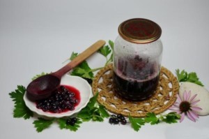 18 สูตรทำแยมแบล็กเคอร์แรนท์ง่ายๆ สำหรับฤดูหนาว