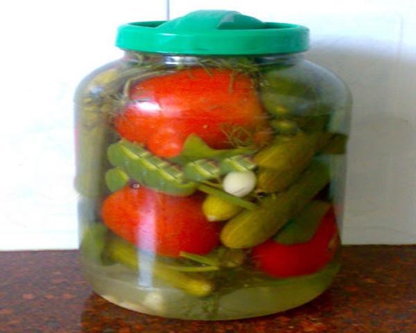 มะเขือเทศและแตงกวากับแอสไพริน