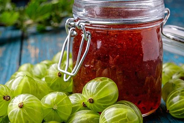 หมักด้วยลูกเกดและไวน์