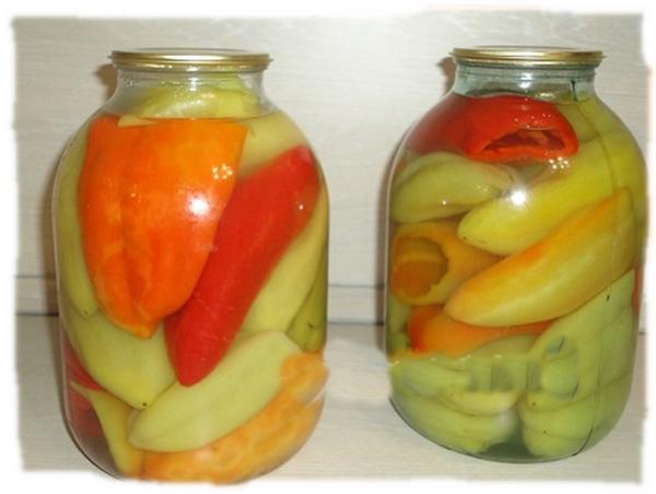 พริกไทยเปล่าในขวด