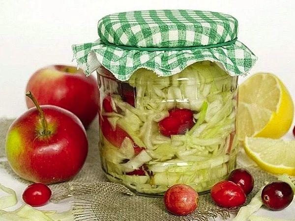 กะหล่ำปลีกับแอปเปิ้ล