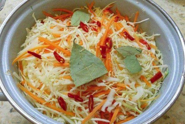 กะหล่ำปลีดอง