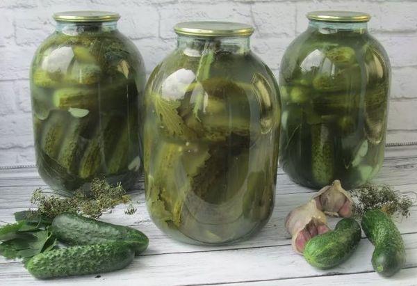 การดองแตงกวา