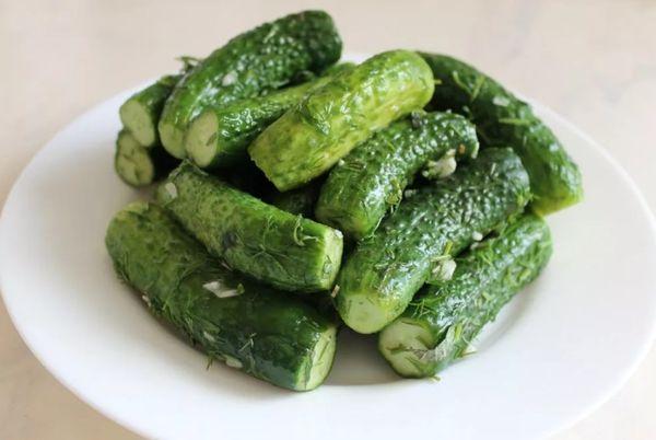 สูตรแตงกวาดองด่วน 15 อันดับแรกสำหรับฤดูหนาว