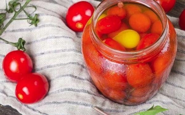 มะเขือเทศกับน้ำผึ้ง