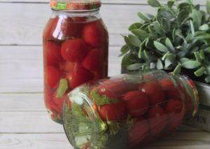 17 สูตรเด็ดสำหรับมะเขือเทศดองหวานสำหรับฤดูหนาว