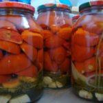 มะเขือเทศครึ่งซีก