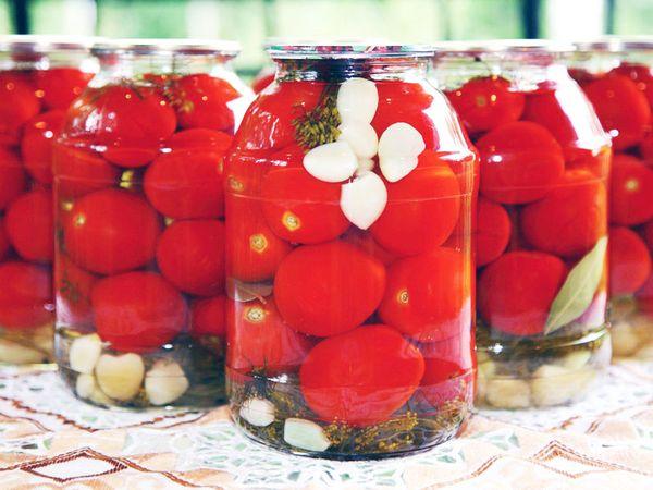 Tomates marinées