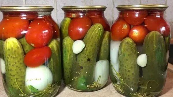 ผักกับหัวหอม