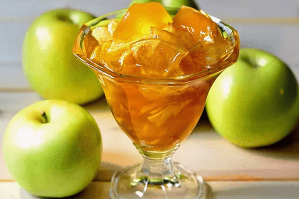 แยมแอปเปิ้ลสีขาวใสสอดไส้ด้วยแผ่น