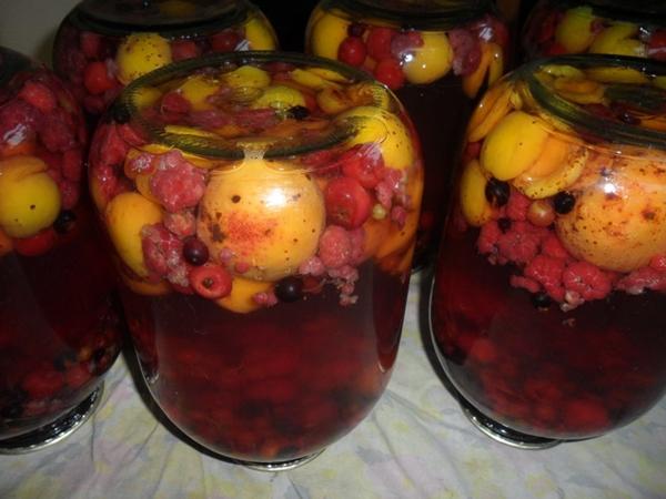 ด้วยแอปเปิ้ลและบลูเบอร์รี่