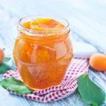 สูตรคลาสสิกที่ใช้แอปริคอตทั้งลูก